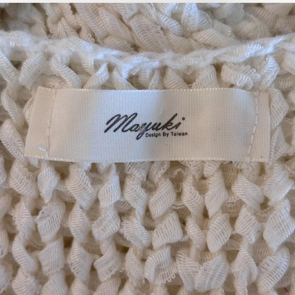 Relaxed Cream Open-Knit V-Neck Boho Sweater OS - Picture 7 of 7
